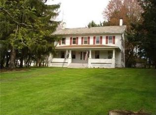 1015 Christy Rd, Hermitage, PA 16148