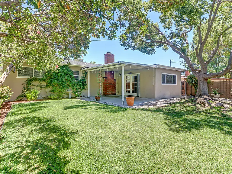 3021 Rhodelia Ave — Photo 32