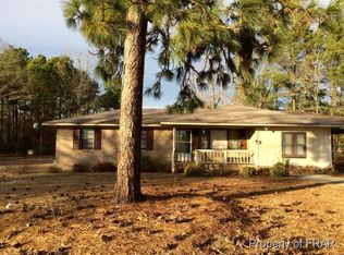 522 S Old Wire Rd, Red Springs, NC 28377