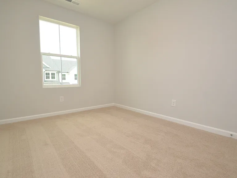1226 Bessie Ct — Photo 33