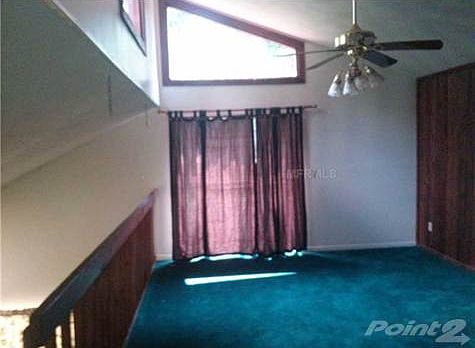 3rd image of 28115 Leona Ln