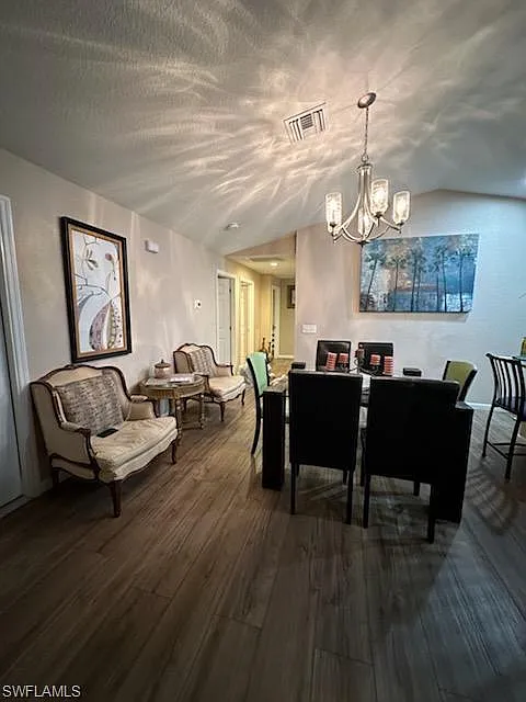 4 bed, 2.0 bath, 1523 sqft, $7,000 — Photo 3