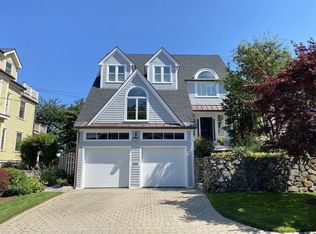 8 Walnut St, Marblehead, MA 01945
