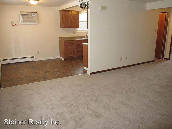 2nd image of 2528 Columbia Ave APT 5