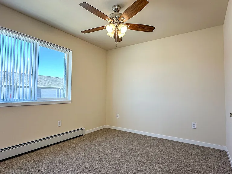 713 Caroline St — Photo 244