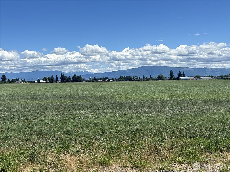 4th image of 8976 Double Ditch Road