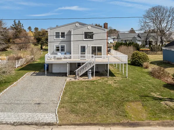 17 Clifford Dr, Westerly, RI 02891