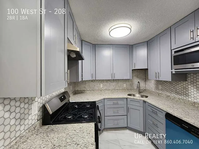 100A West St #A510 — Photo 1