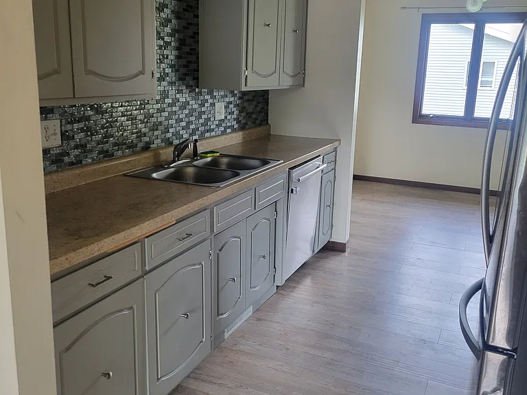 1512 Kellogg St — Photo 3