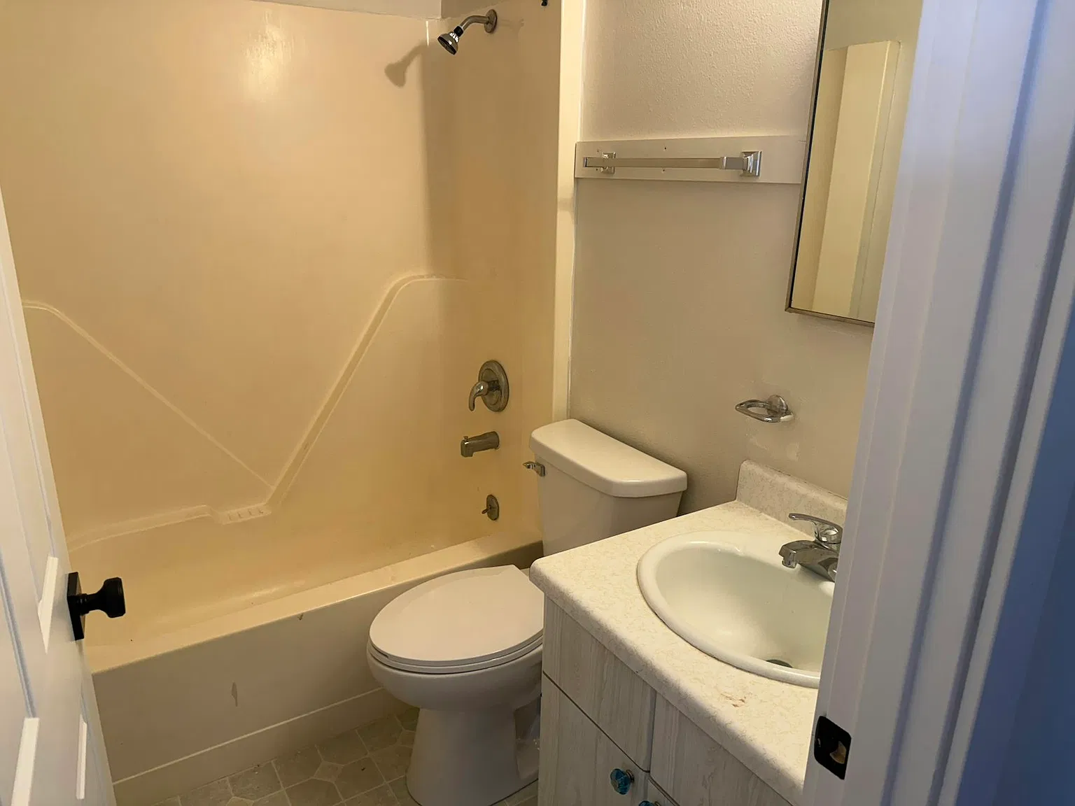 104 Philadelphia Street, Unit 4 — Photo 4