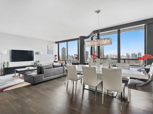 418 East 59th Street image 2 of 6