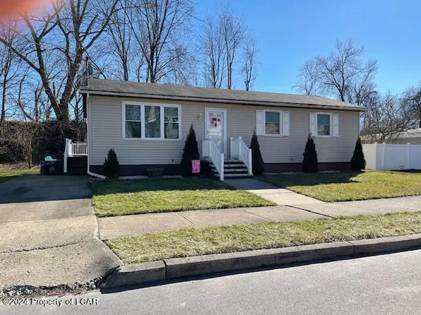 62 S Gates Ave, Kingston, PA 18704