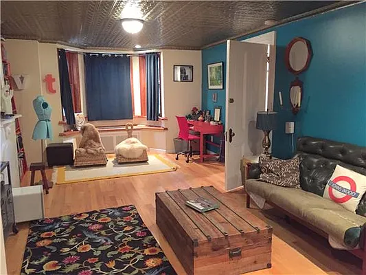 Rented by David Francis New York LLC | media 33