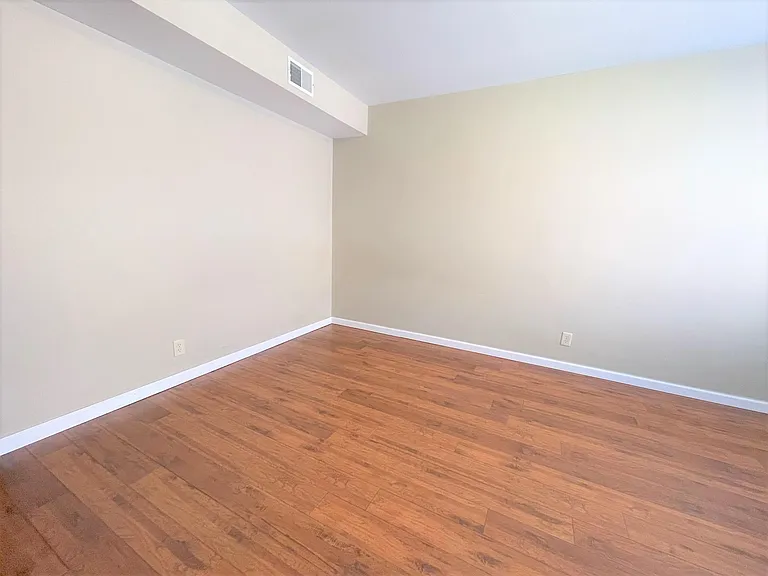 5712 Phillips Ave #B9 — Photo 64
