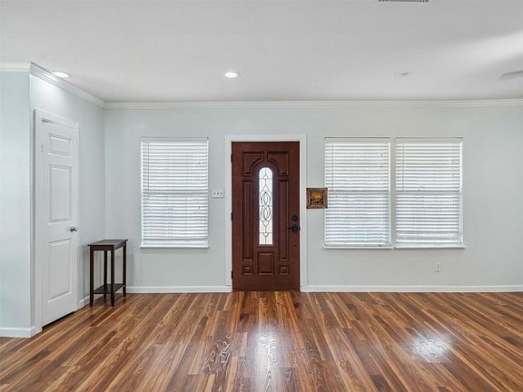5th image of 1112 E 24th St