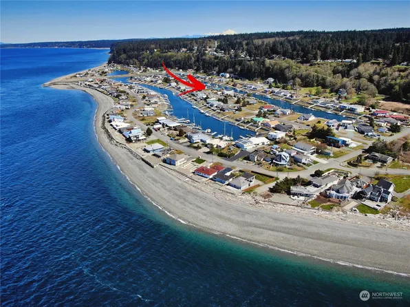 3709 Steelhead Drive, Greenbank, WA 98253