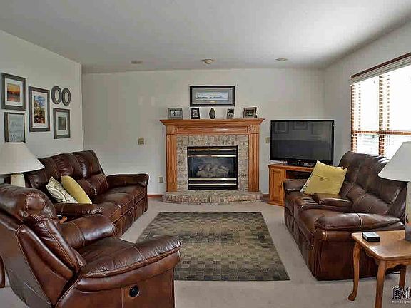 3rd image of 1769 Bragden Dr