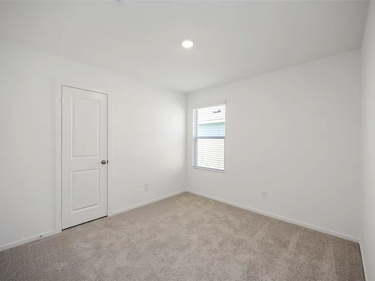 4930 Valencia Frst — Photo 14