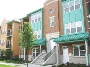 3548 S State St APT 101, Chicago, IL 60609