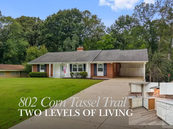 802 Corn Tassel Trl, Martinsville, VA 24112