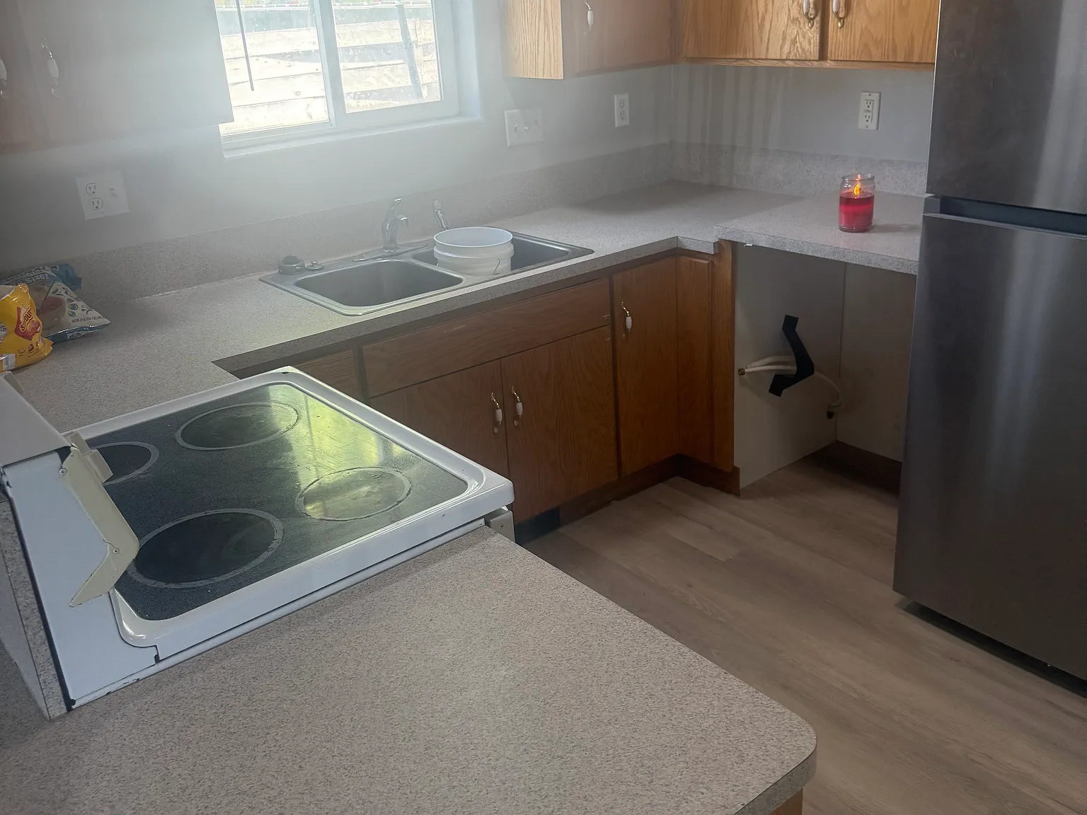 2 bed, 900 sqft, $1,100 — Photo 2
