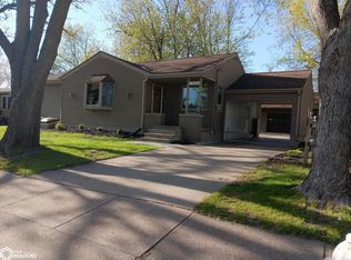 709 W Taylor Ave, Fairfield, IA