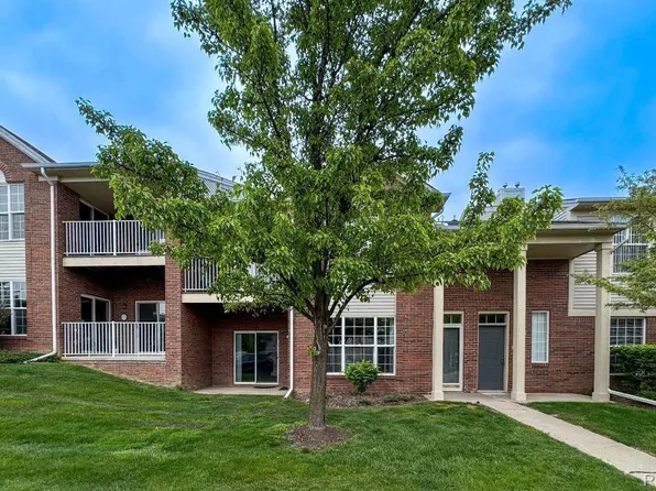 1840 Flagstone Cir, Rochester, MI 48307