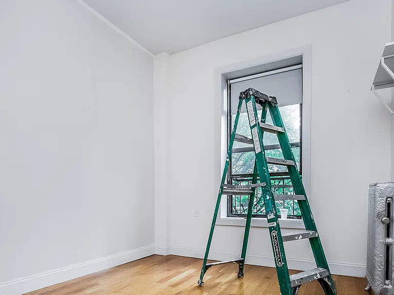 415 Saint Johns Pl #6 — Photo 10