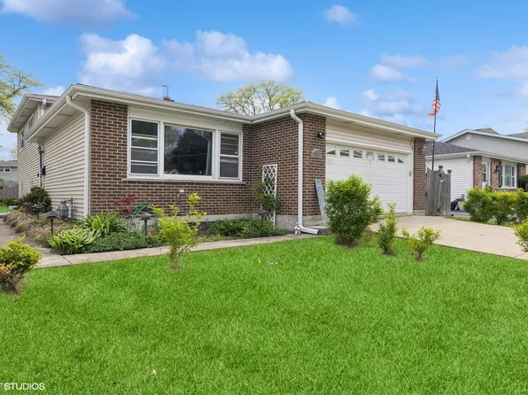 323 E Wilson Ave, Lombard, IL 60148