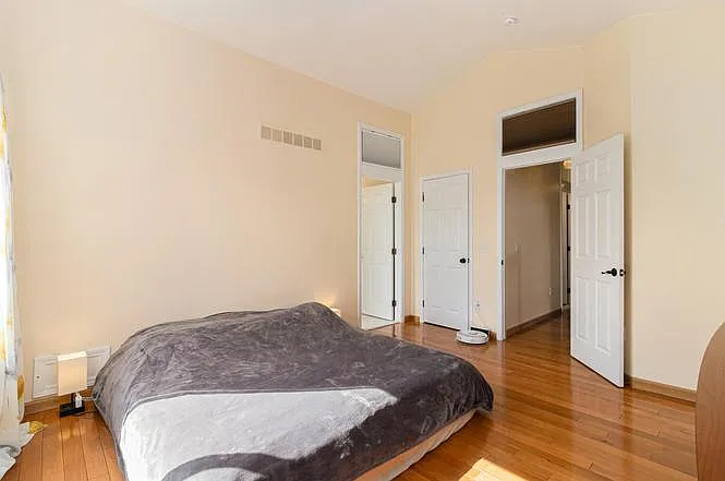 5873 Villa France Ave — Photo 20