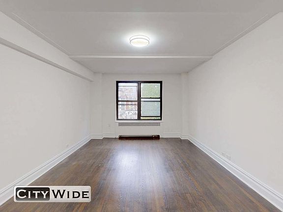 4th image of 137 E 38th St APT 9B