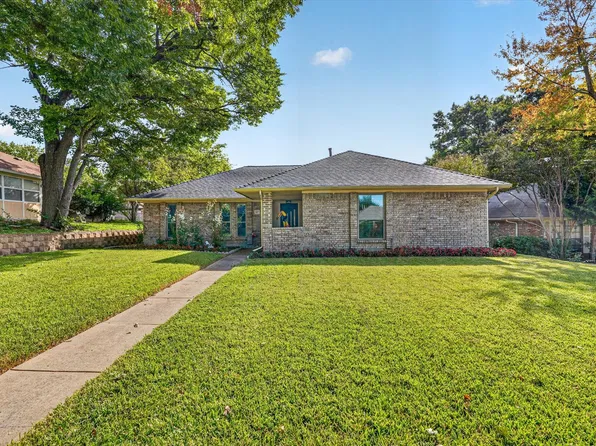 803 Village Green Dr, Rockwall, TX 75087