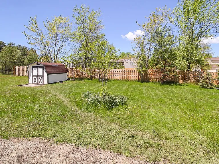 1701 Glenwood Dr — Photo 42