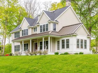 7 Worths Ln, West Newbury, MA 01985