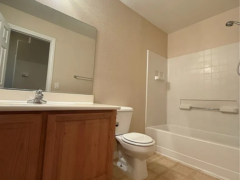 1069 Slate Crossing Ln #2 — Photo 11