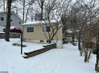 217 Tulsa Trl, Hopatcong, NJ 07843