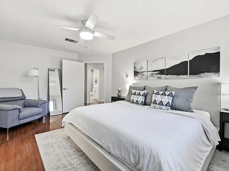 7806 Lowdes Dr — Photo 16