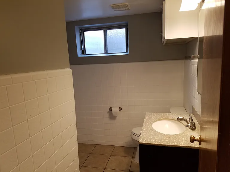 196 W 900 S #BASEMENT — Photo 11