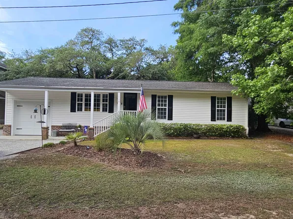 110 Minnow Dr., Pawleys Island, SC 29585