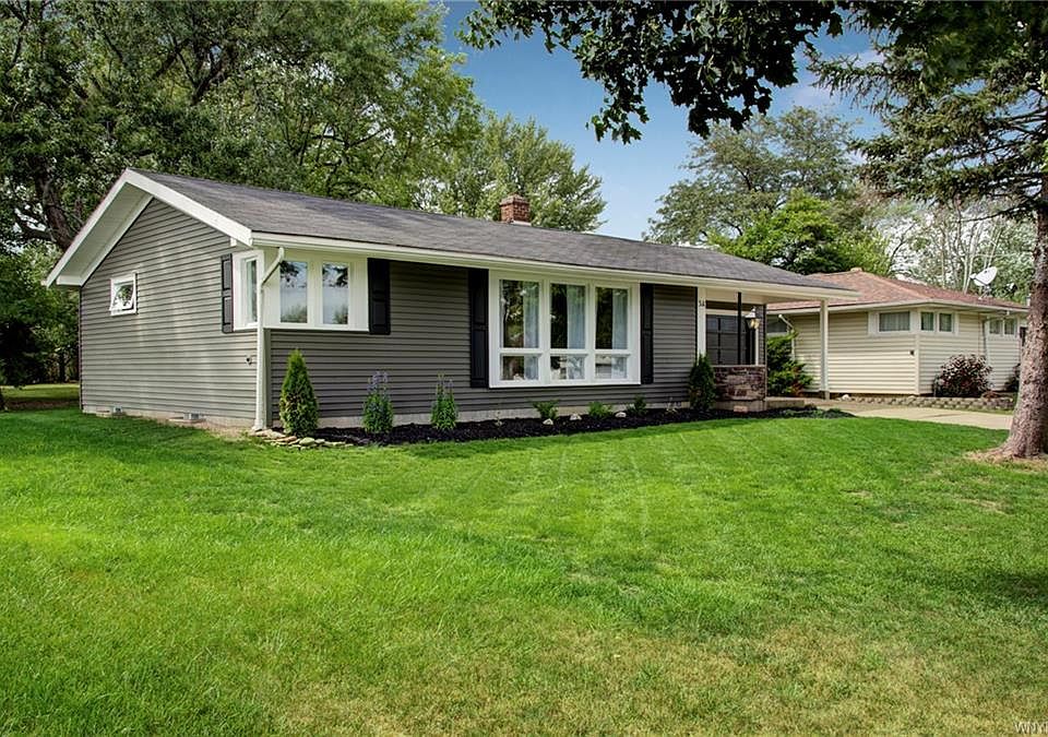 1st image of 34 Saint Amelia Dr