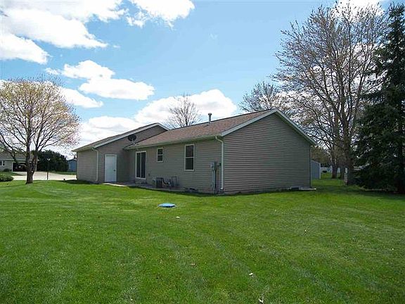 4th image of 66235 Vegas Ct