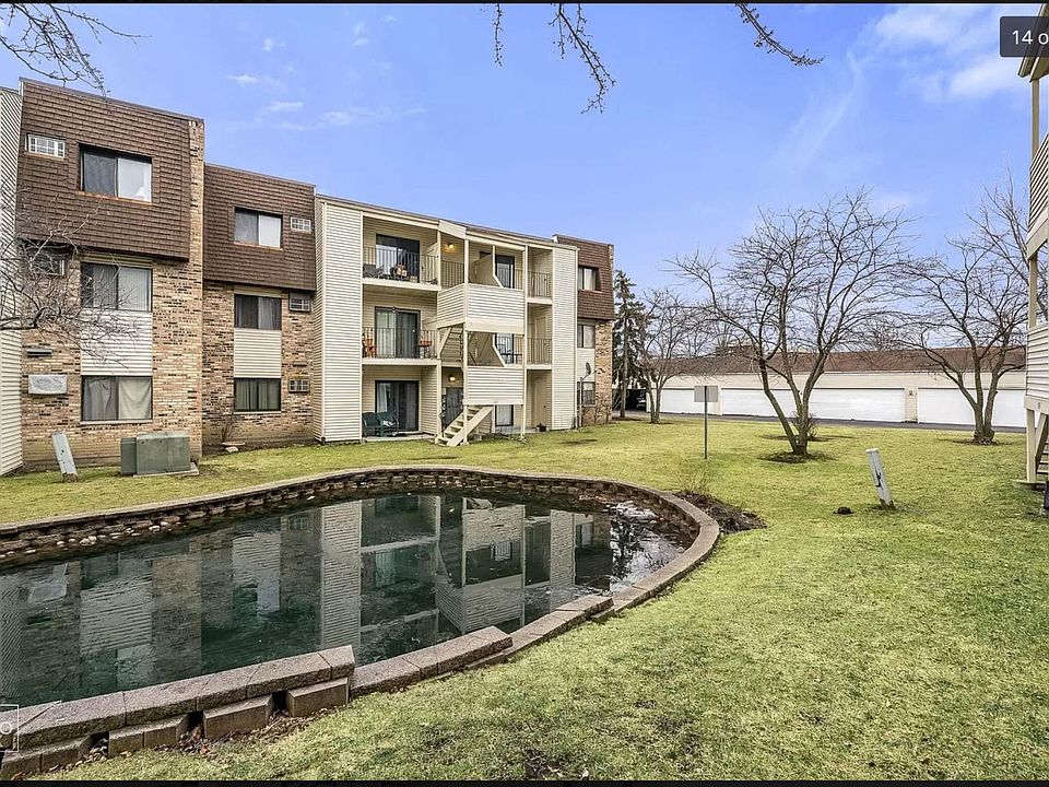 1st image of 180 S Waters Edge Dr