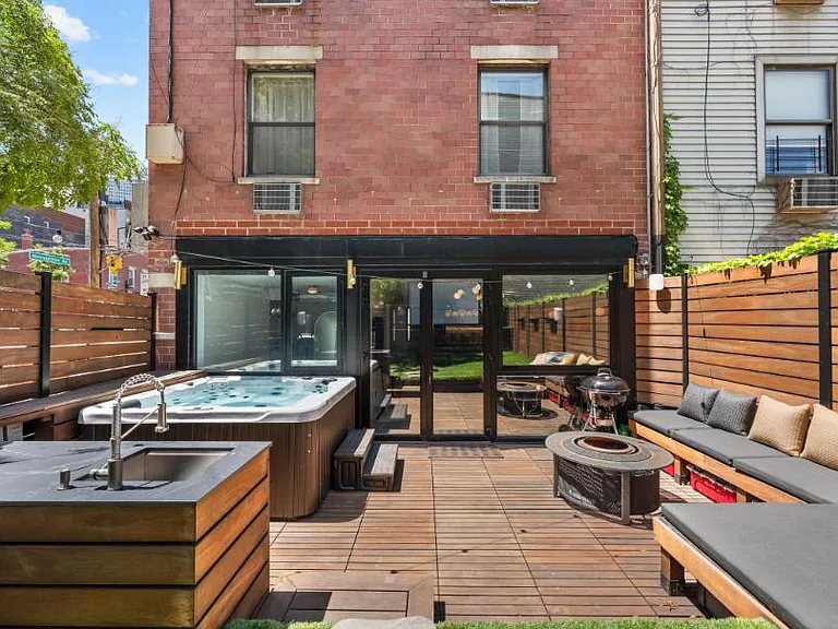 219 Berry St #1 — Photo 6