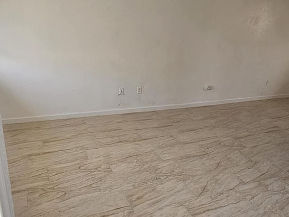 3rd image of 73879 Sunnyslope Dr #A