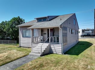 7505 34th Ave SW, Seattle, WA 98126