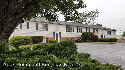 1st image of 174 Clover St APT 4