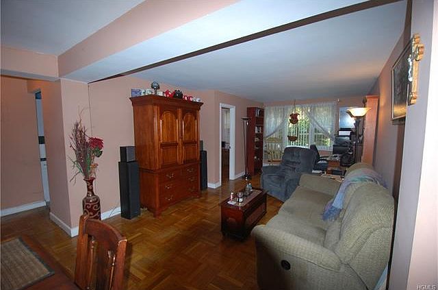 1st image of 4 Sadore Ln APT 2J