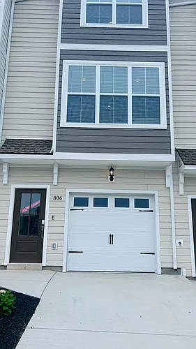 806 Taylor St Photo 1