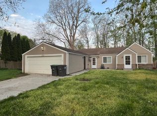 6544 Troy St, Taylor, MI 48180