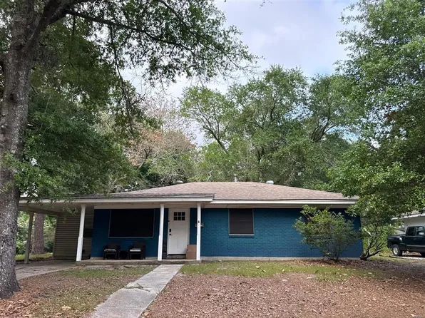 496 Gay Ave, Gulfport, MS 39507